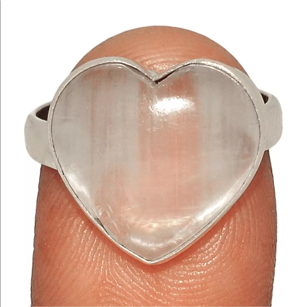 BOUTIQUE SELENITE HEART 925 STERLING RING, SZ 7.5